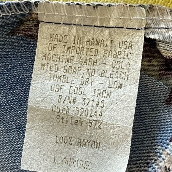 Hilo Hattie Hawaii Aloha Guitar Rayon Shirt, sz L - Picture 9 of 10